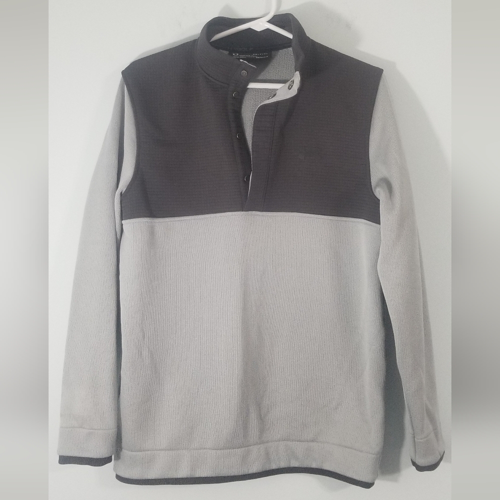 Under Armour Golf. UA Storm. Coldgear Jacket. Loose Fit. Small. Damaged.